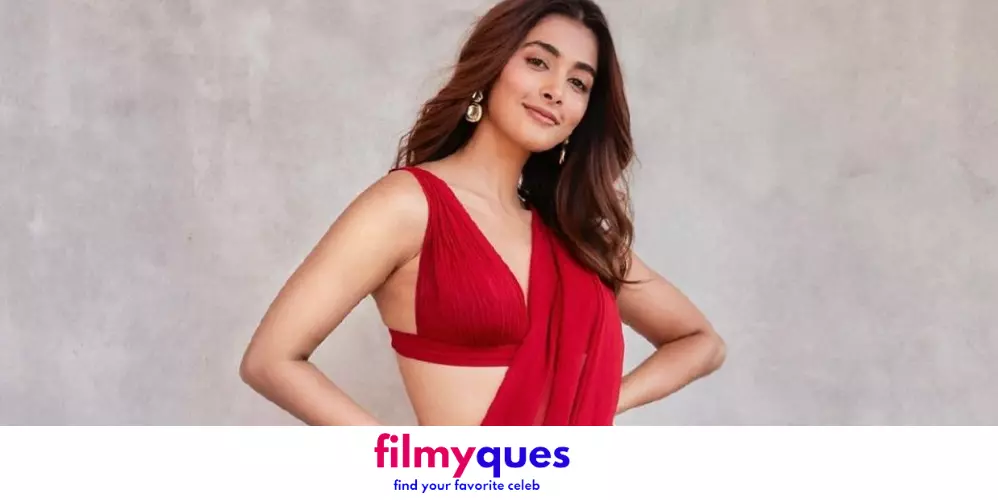 Pooja Hegde Age32, Height, Family, Net Worth, Biography and More